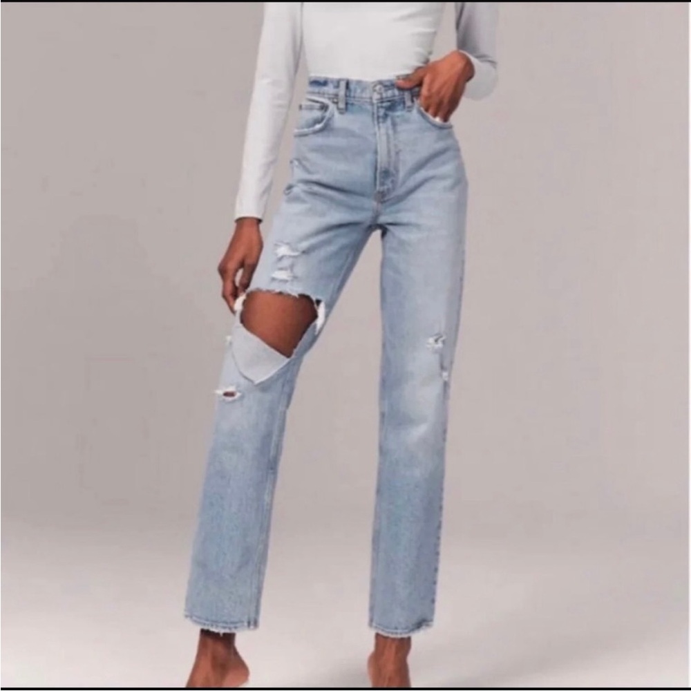 Abercrombie 90s straight ultra high rise Jean